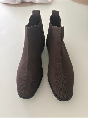 Women’s Brown Stretch Knit Chelsea Boots